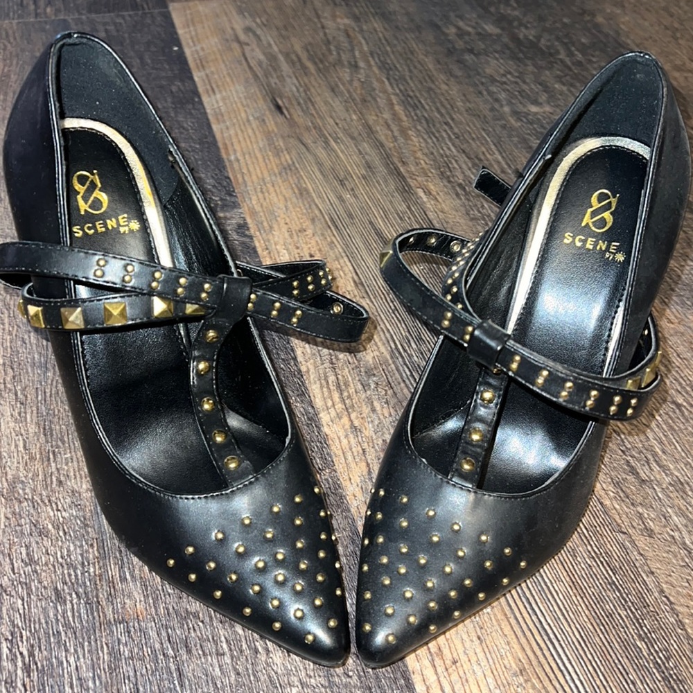 Size 7 Scene Black heels